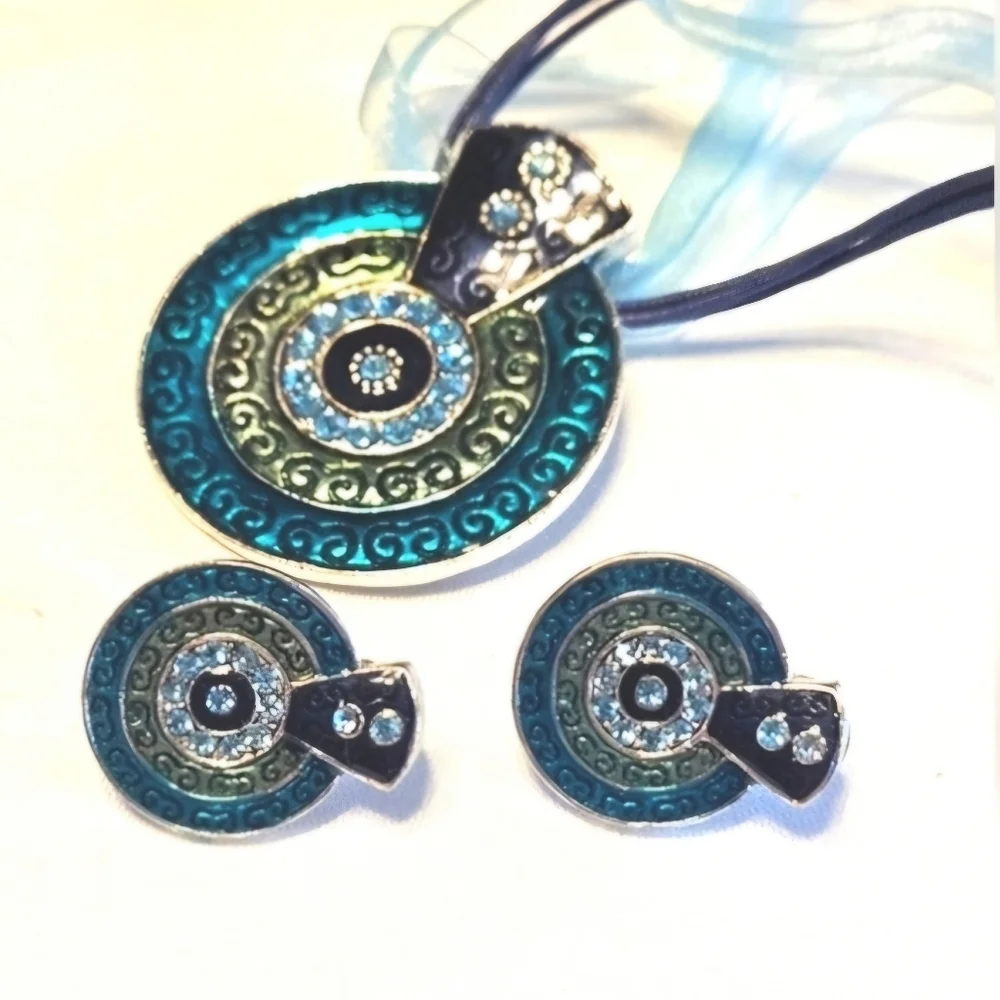 Vintage Silver Etched Blue Rhinestone Enamel Pendant Pierced Earrings Set